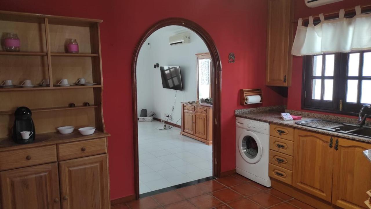 Casa Guelde Villa Tias Bagian luar foto